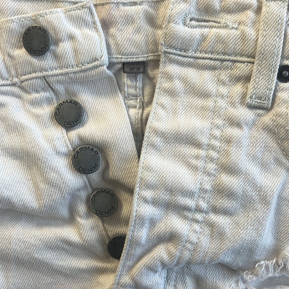 White Ripped High Wasted Shorts - Picture 4 of 5